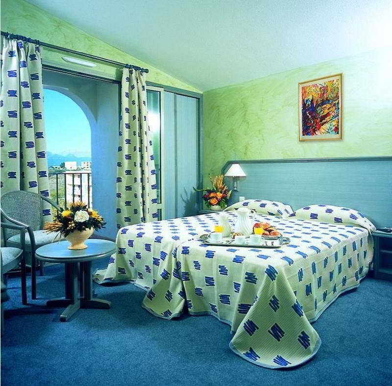 Hôtel Restaurant Atrachjata Adonis Aléria Chambre photo